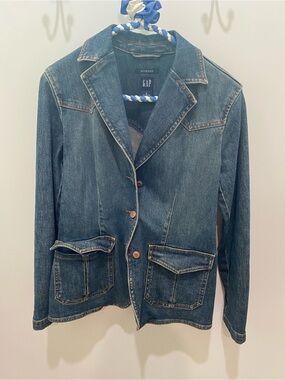 GAP Women’s Blue Denim Jacket